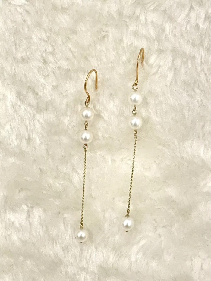 Perleøreringe i 14kt guld med 6-7 mm japansk akoya perle