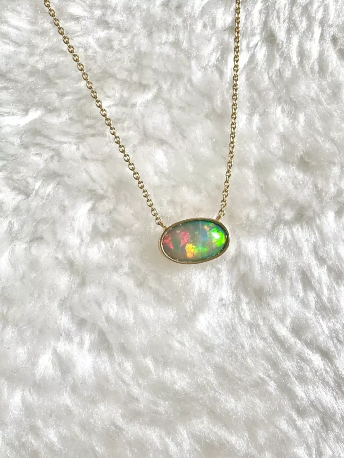Håndlavet halskæde opal collier i 14kt guld med etiopisk opal